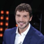 Stefano De Martino durante il programma televisivo RAI 1 Tale e quale show